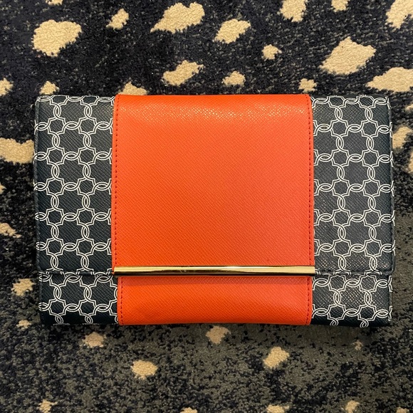 Ivanka Trump travel organizer - Picture 2 of 4